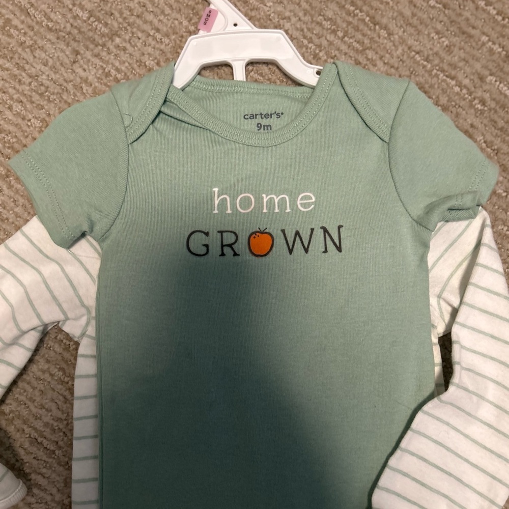 NWT! Carter's 3 pc Green and White Striped Set - Picture 2 of 4